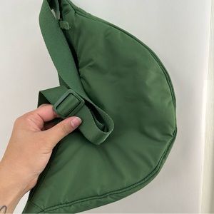 Uniqlo sling bag - bright green